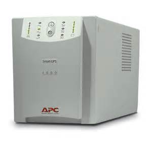 APC Smart-UPS 1000VA/670W, 230V (SU1000INET)